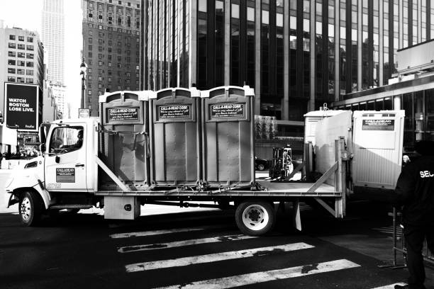 Best Porta potty rental for parties  in Center Line, MI